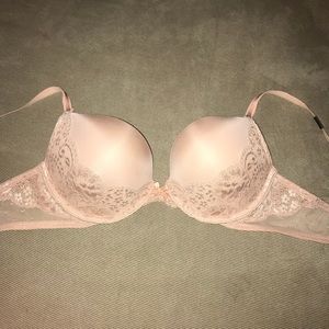 NWT Victoria’s Secret bombshell bra